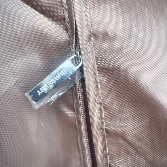 Authentic Burberry Khaki Garment Bag Never Used - Picture 4 of 8